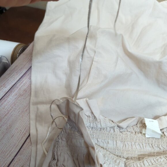 H&M Women's Beige Smocked Bandeau Dress Strapless Midi Summer Size Large - Picture 3 of 8